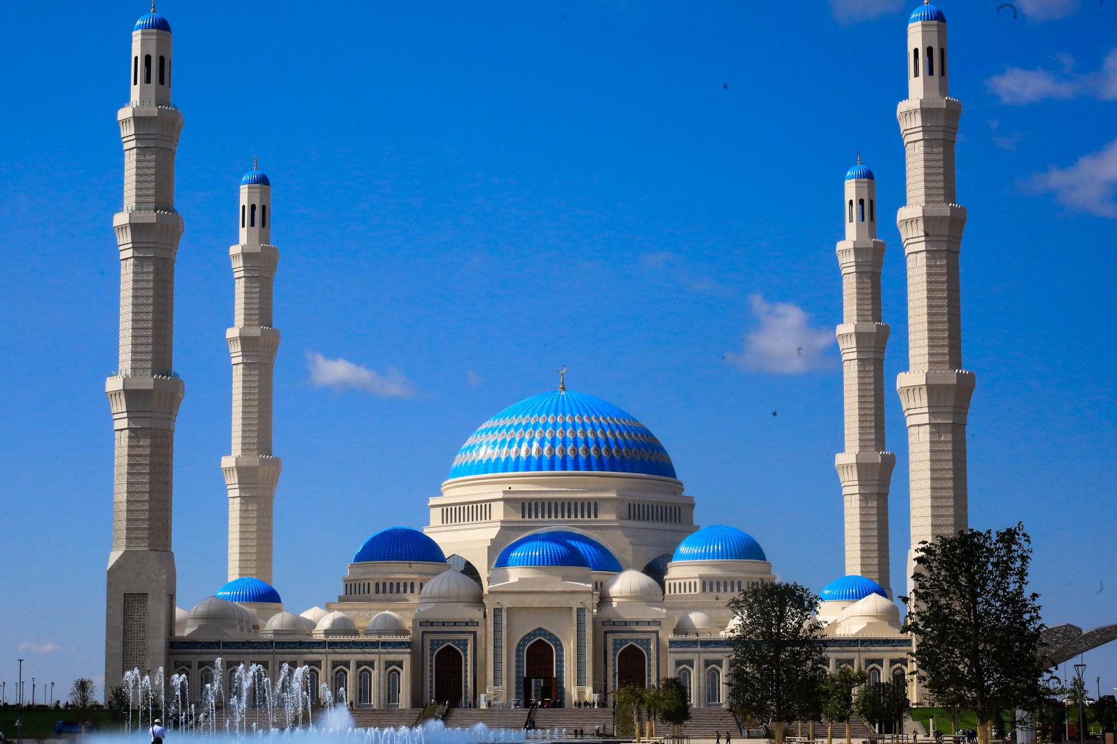 Новая мечеть в Астане